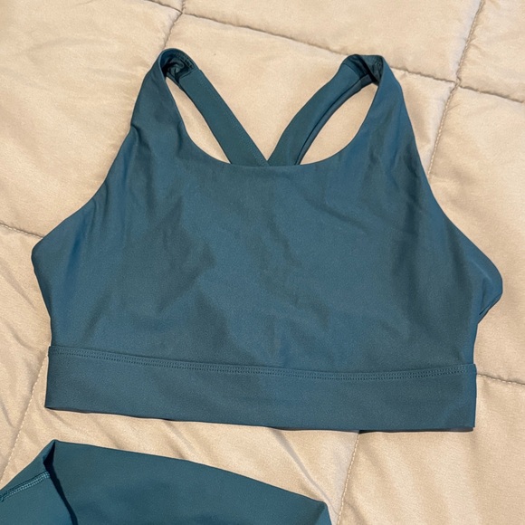 Fabletics Teal Leggings and Top Set - Picture 4 of 7
